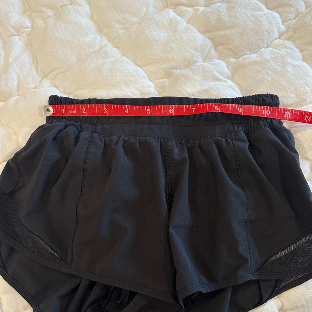 Lululemon - Hotty Hot size 2